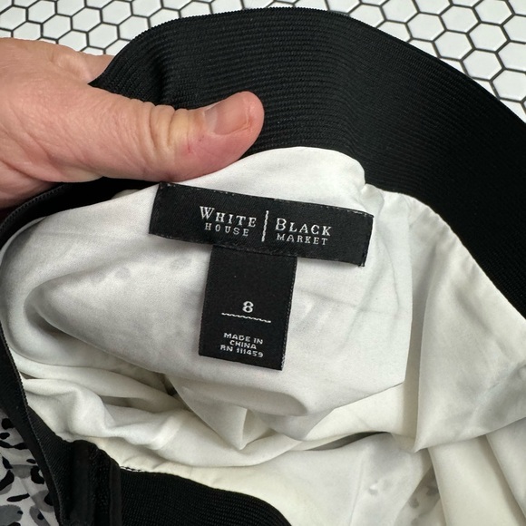 White House black market skirt size 8 - Picture 4 of 5